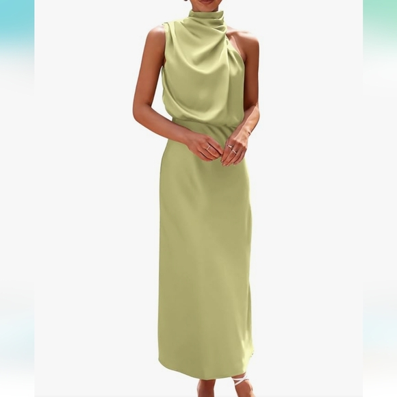 Amazon Dresses & Skirts - Amazon Pretty Garden maxi formal green dress